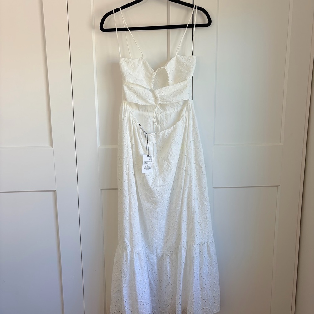 Zara White Eyelet with Tie Back | M - Picture 8 of 8